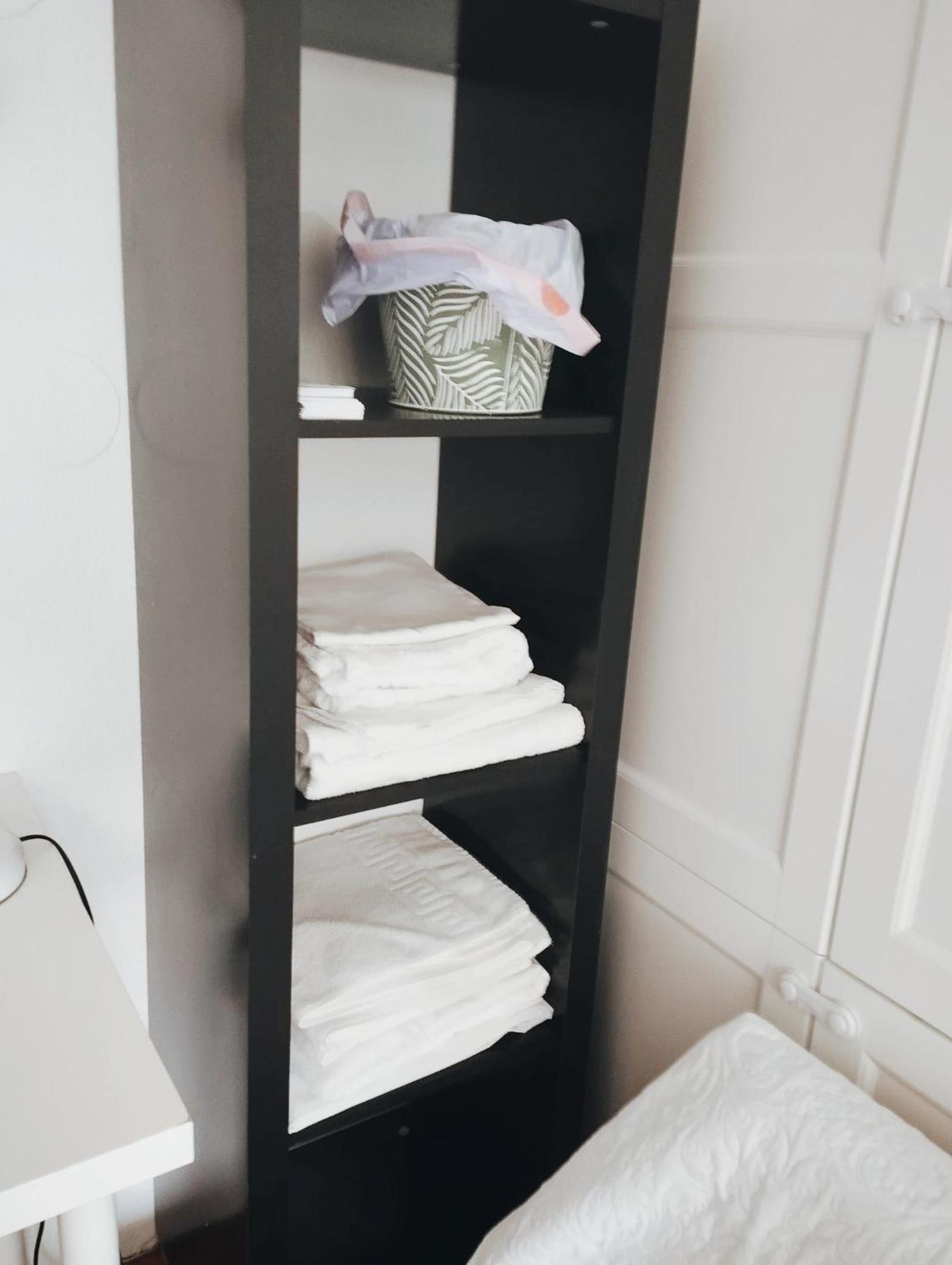 Ideal For Camino Quiet Basic Room Away From Crowds In Private House 지주르메이어 외부 사진